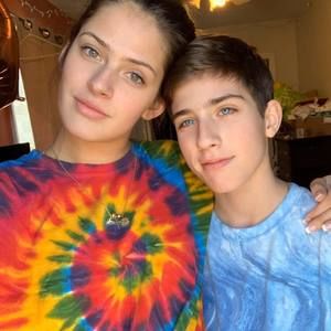 Meet your Posher, Johnny